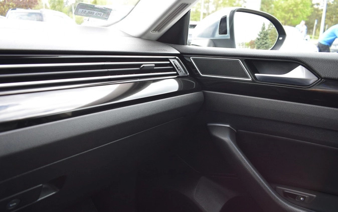 Volkswagen Arteon cena 124900 przebieg: 107200, rok produkcji 2018 z Dobrzyń nad Wisłą małe 742